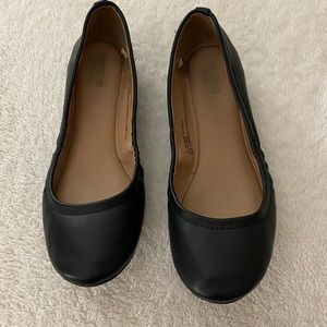 Black Flats Size 6